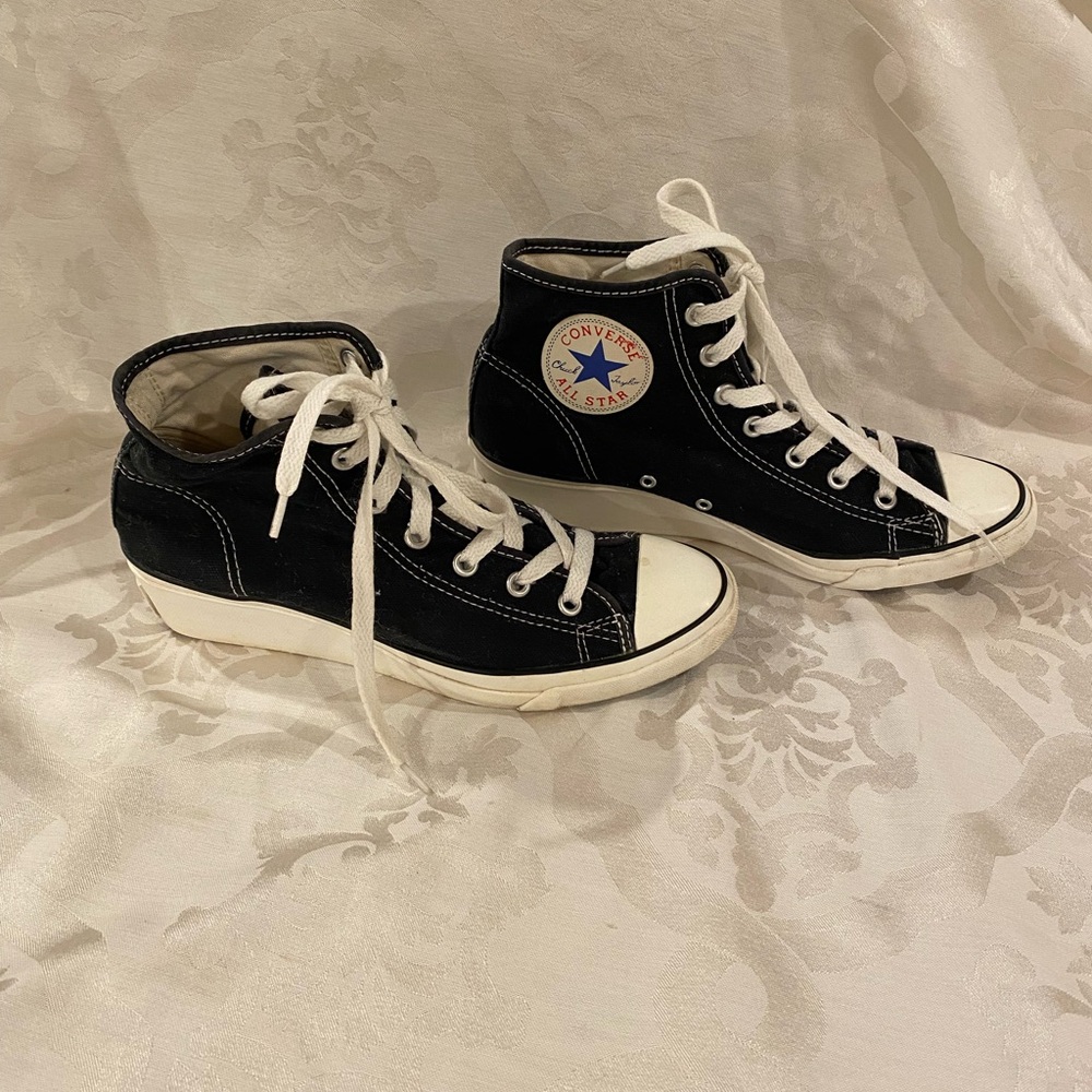 Converse ladies wedge platform black All Stars sz 7 - Picture 2 of 3
